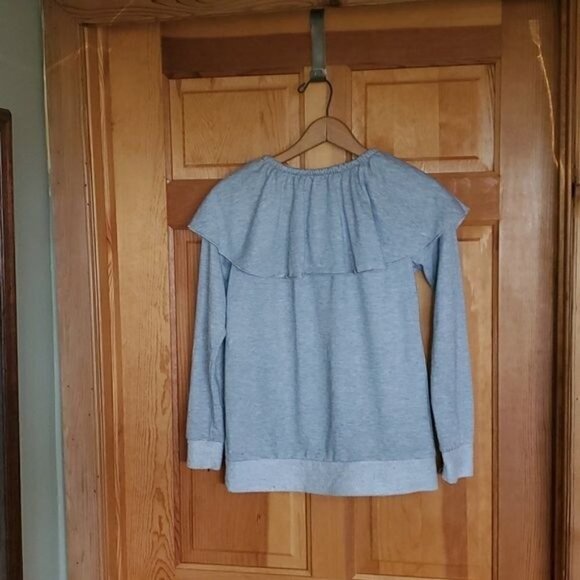Splendid Gray Girls Sz. 14 Fancy Layered Ruffles Wide Accent Sweatshirt - Picture 5 of 8